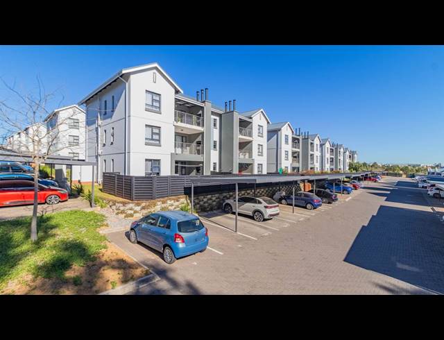 3 BEDROOM APARTMENT FOR SALE IN LONGLAKE